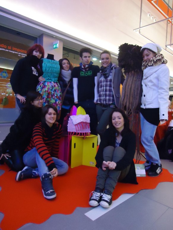 4B con creazioni 26 novembre 2010